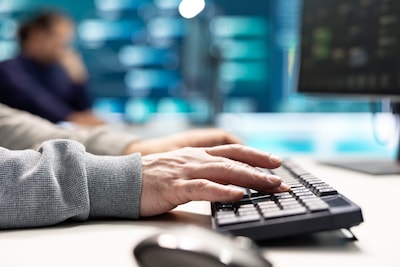 Bijeenkomst ‘Echt of nep?’ van FlevoMeer Bibliotheek Lelystad richt zich op digitale veiligheid