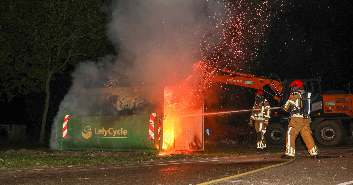 Politie doet onderzoek naar 18 branden in Emmeloord | 112 nieuws Noordoostpolder
