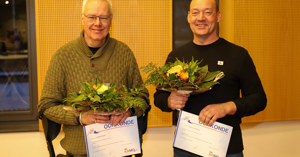 Jubilarissen gehuldigd bij muziekvereniging SDG Ommen