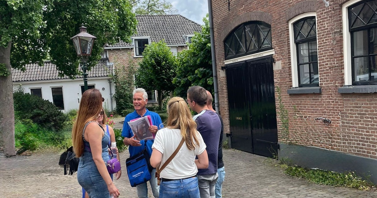 Laatste zomeravondwandelingen met stadsgids in Zutphen