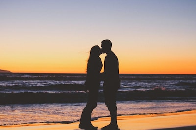 Van vakantieliefje tot eeuwige trouw: wie deelt z’n liefdesverhaal met ons?