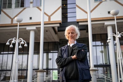 Deel van de stad keerde zich tegen hem, toch kan architect Hans (81) Apeldoorn niet loslaten