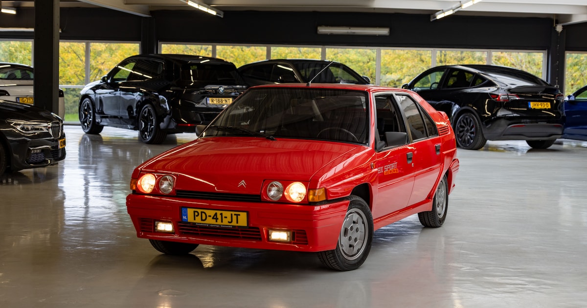 Deze ‘iconische’ Flodder-auto staat te koop (maar voor een ander ...