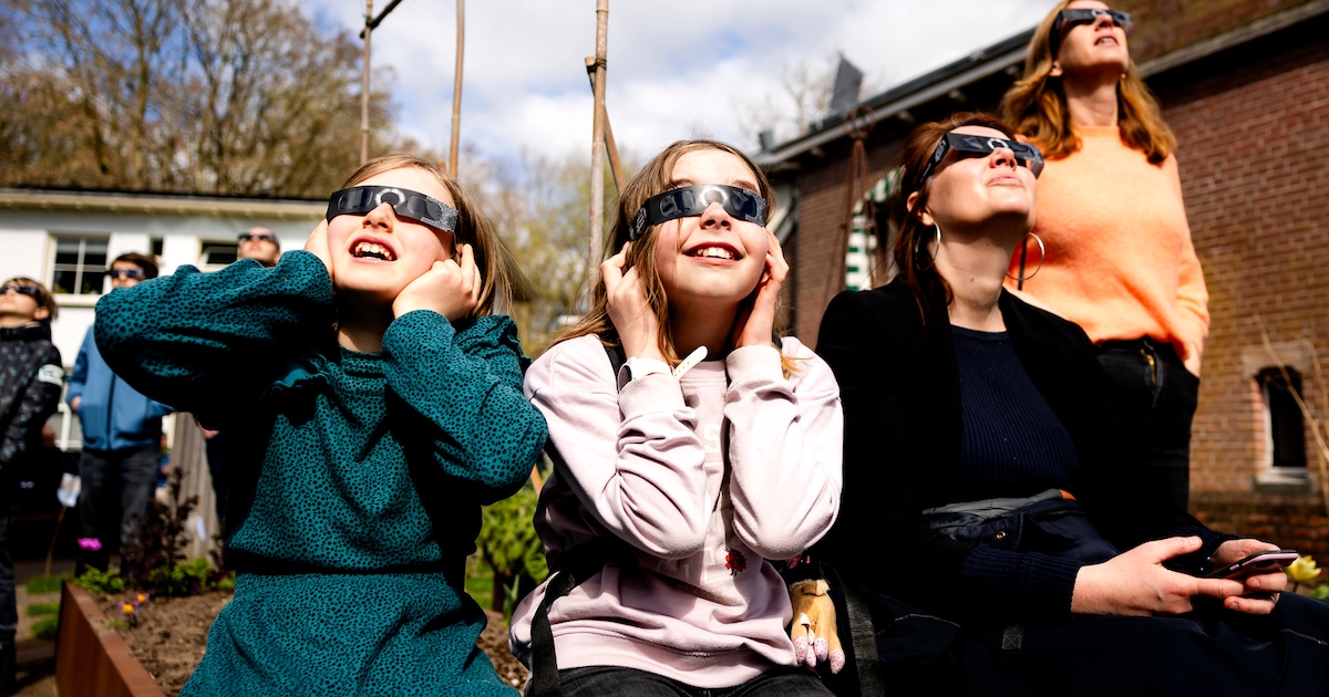 Bijzonder: vanavond zie je niet één maar twee luchtspektakels in Almelo