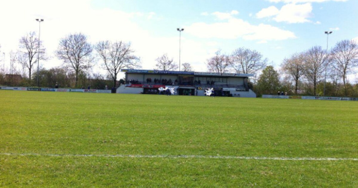 Met een potje vaseline naar voetbalclub WVF in Zwolle
