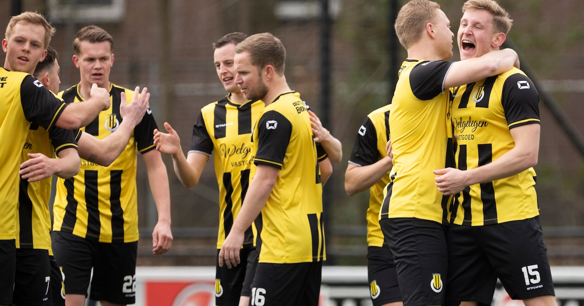 Mosterd mag zijn laatste derby tóch spelen en blinkt uit namens Heerde: ‘Fantastisch om dit zo mee t