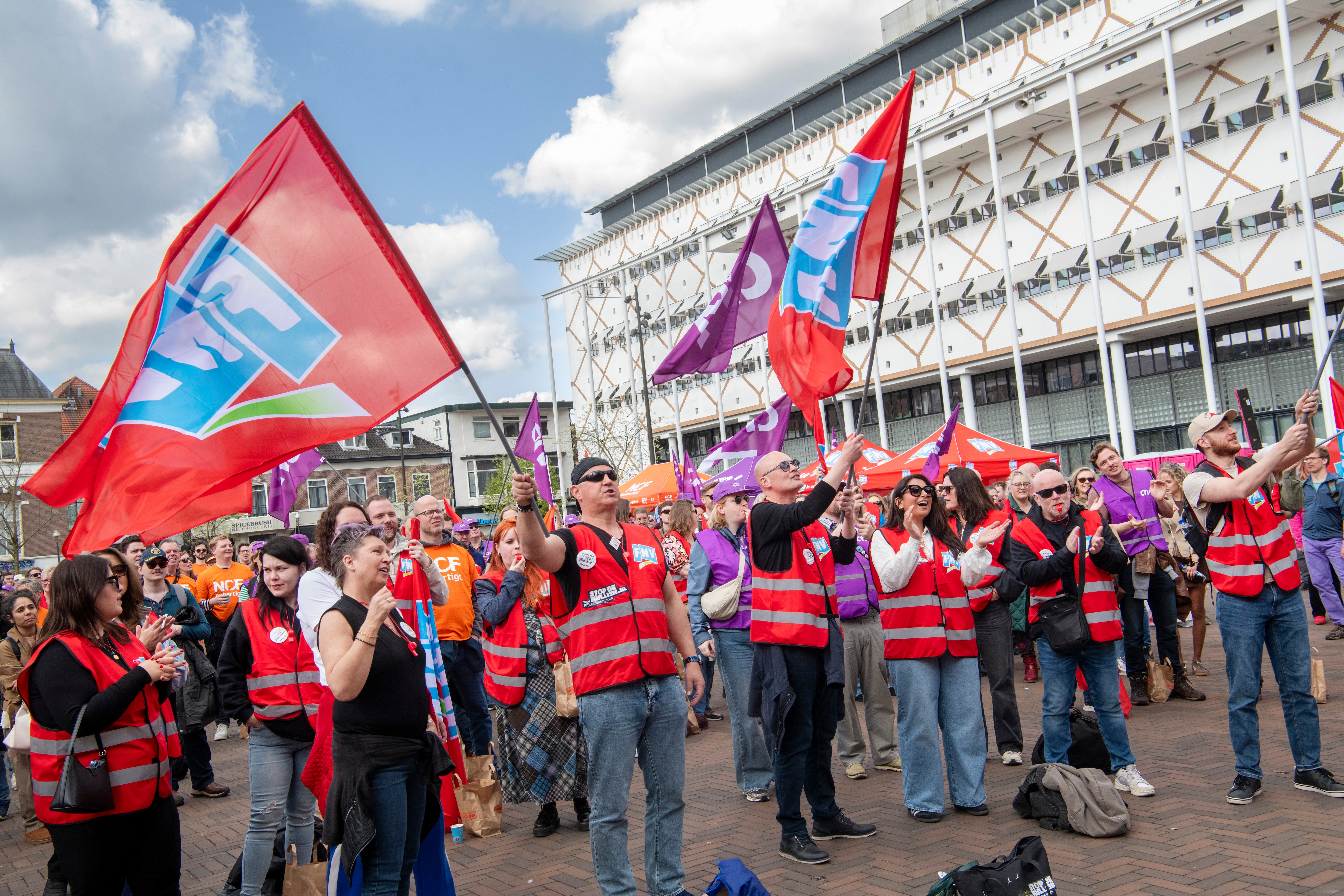 In Apeldoorn klinkt gejuich als het door staking stil blijft in de Tweede Kamer: ‘Dat is jullie mach
