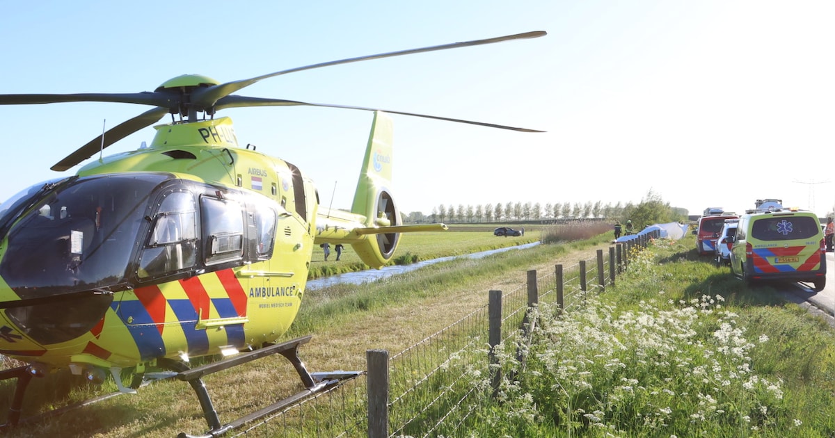 Dode bij frontale botsing op Maas en Waalweg, andere automobilist naar ziekenhuis
