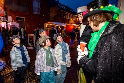 Van drassig park naar knus plein: Anton Pieck Winterfestijn verhuist naar nieuw decor