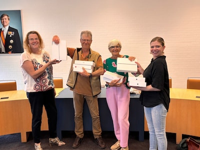 Gebruikte iPads gemeenteraad Zeewolde krijgen tweede leven