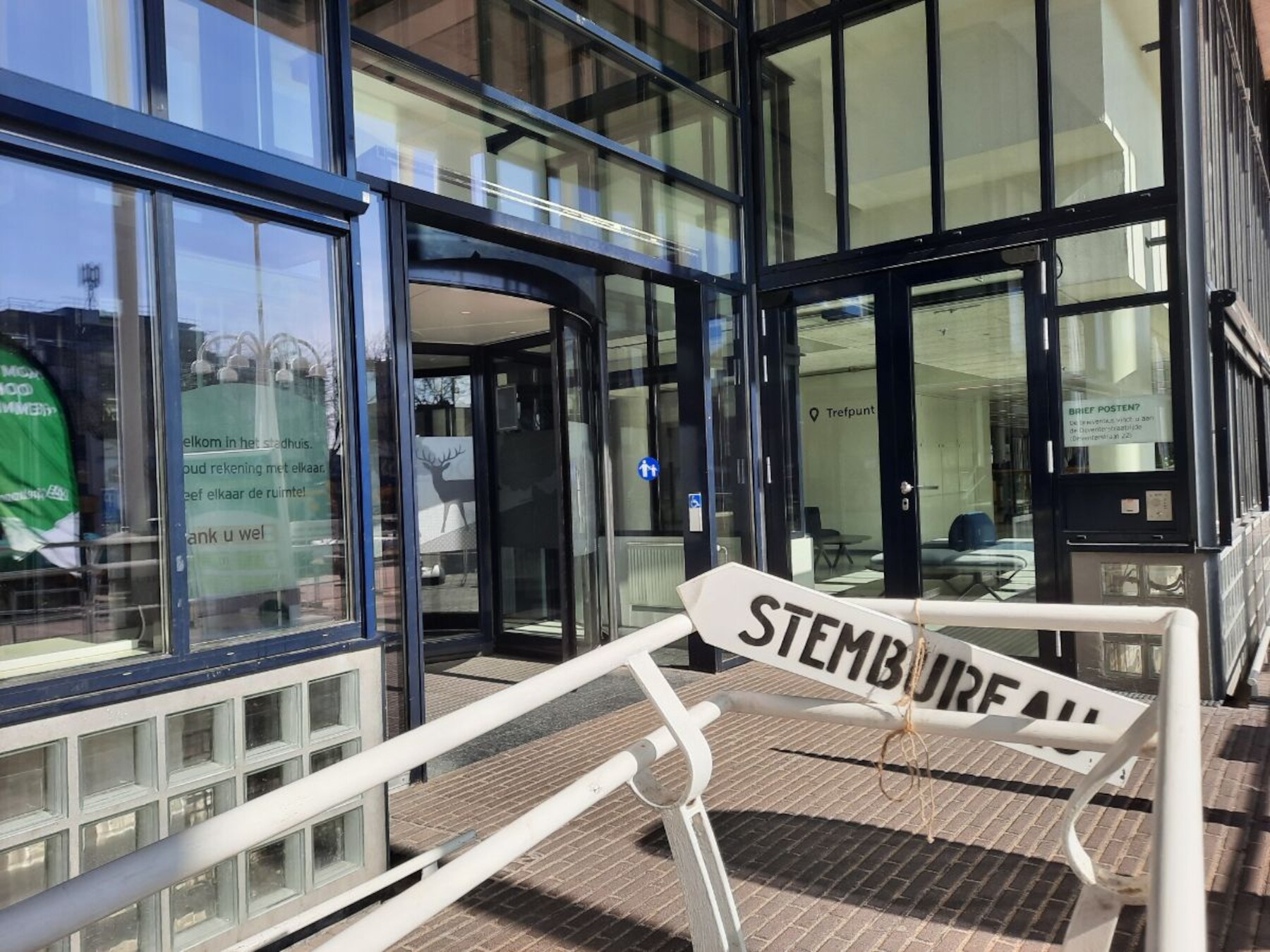 Van stemlocaties tot kieswijzer: alles wat je moet weten over de Tweede Kamerverkiezingen 2025 in Apeldoorn