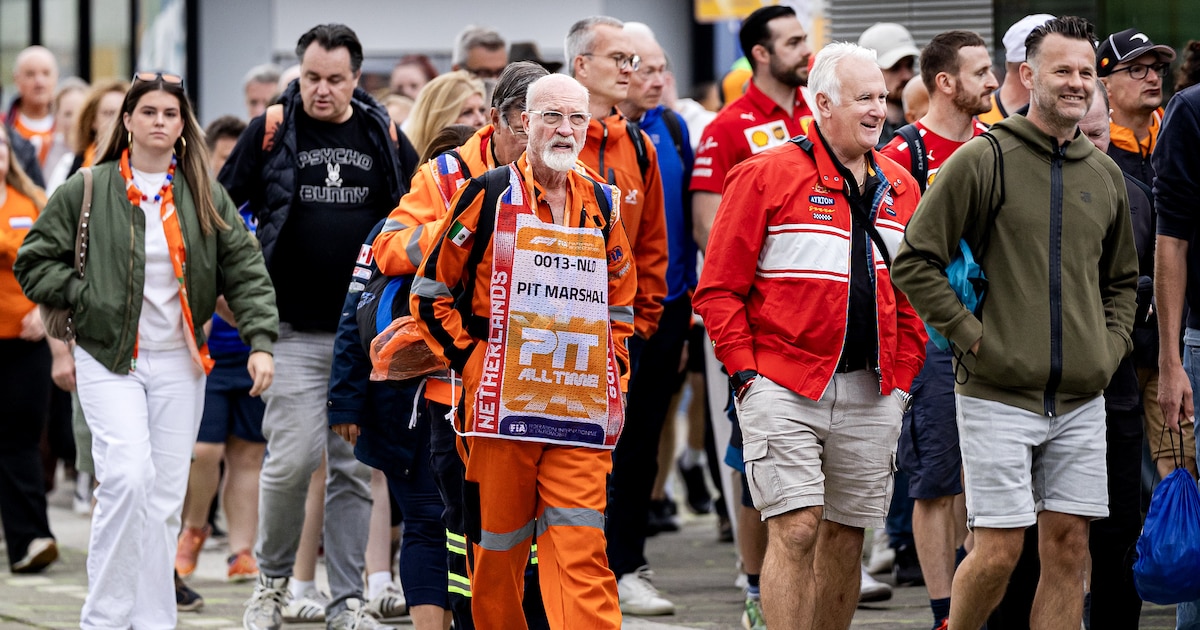 LIVE Dutch GP | Propvolle treinen brengen oranje massa naar Zandvoort, directeur Lammers schrijft op