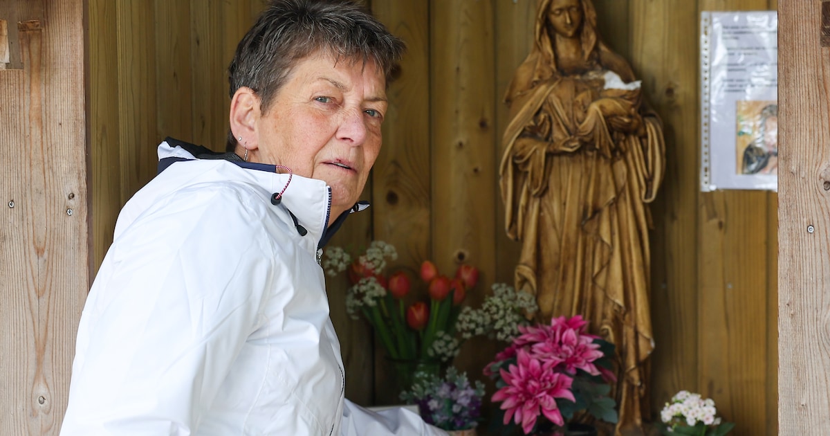 Wie slaat nou Jezus’ hoofd eraf? vragen bezoekers die troost zoeken bij Maria-beeld zich af: 'Schand