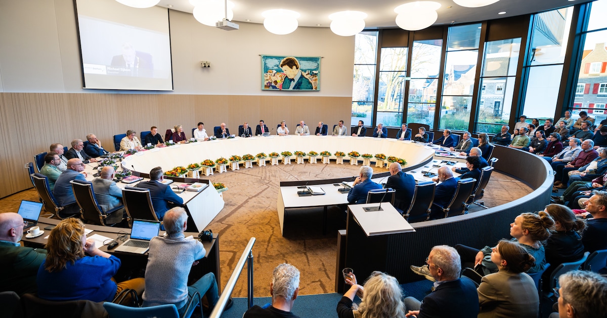 Welke coalitie krijgt Dalfsen? Voorstel gelijk in openbare extra gemeenteraad