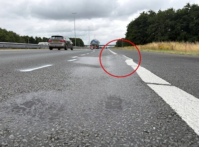 Bobbel in het asfalt op A50 bij Apeldoorn-Noord, rijstrook en afrit lange tijd afgesloten