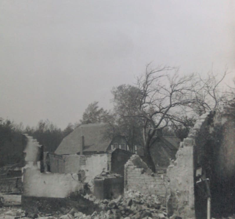 Erik van de Beek from 't Harde took photos of the fire in 1970