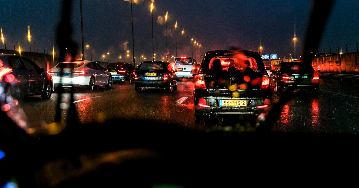Snelweg bij Elspeet weer vrij na ongeval met vrachtwagen | 112 nieuws Nunspeet