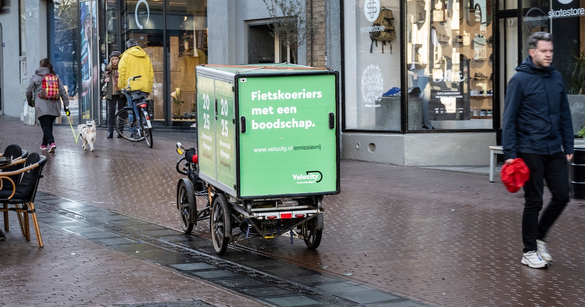 Nijmegen deelt al 842 boetes uit voor vervuilende busjes: tijdelijke boetestop door nieuwe borden