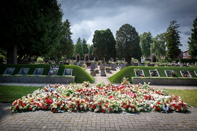 Familie van overleden Leffert vraagt om rust na ‘bloemenrel’: ‘We komen niet aan rouwen toe’