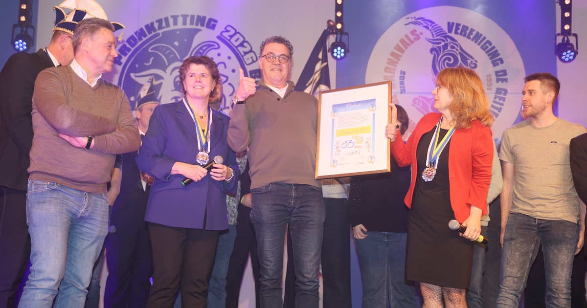 Dansend, zingend en springend het weekend door