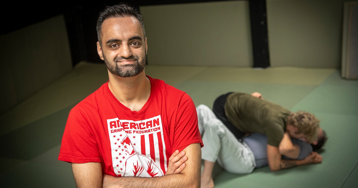 Hosein (32) won jarenlang geen ronde van zijn clubgenoten, nu is hij Nederlands kampioen