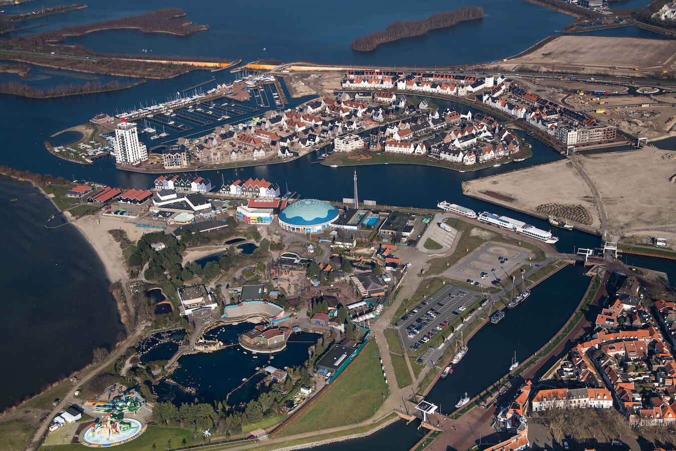 Het Dolfinarium in Harderwijk.