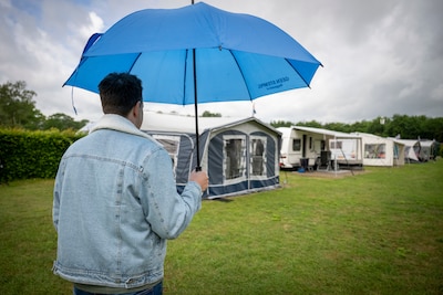 Zon en regen wisselen elkaar vandaag af, komende week koeler