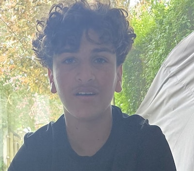 Mohamed (15) kwam om bij busongeval in België: ‘We hebben hem nog veel kusjes gegeven’
