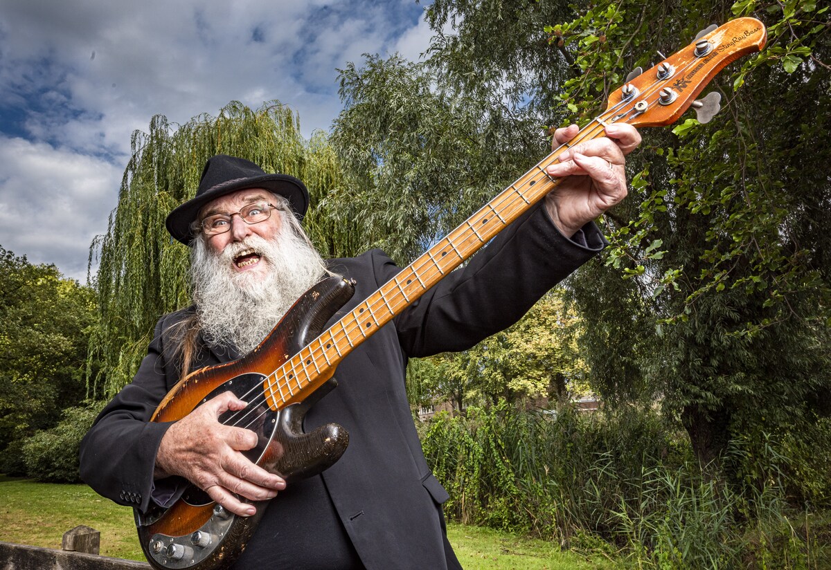 Zanger Hein Migchelbrink (73) uit Ruurlo naar finale van The Voice