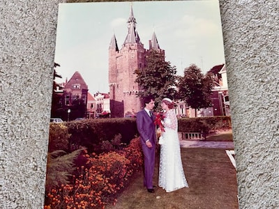 Fred (75) vond deze trouwfoto, maar wie staan erop?