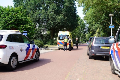 Fietser (67) aangereden na woordenwisseling met automobilist, verdachte aangehouden