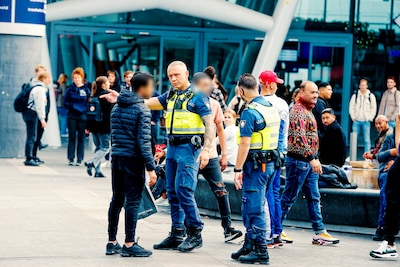 Jongen (16) trekt spoor van geweld door Nederland en zorgt voor ‘gevoelens van angst en onrust’