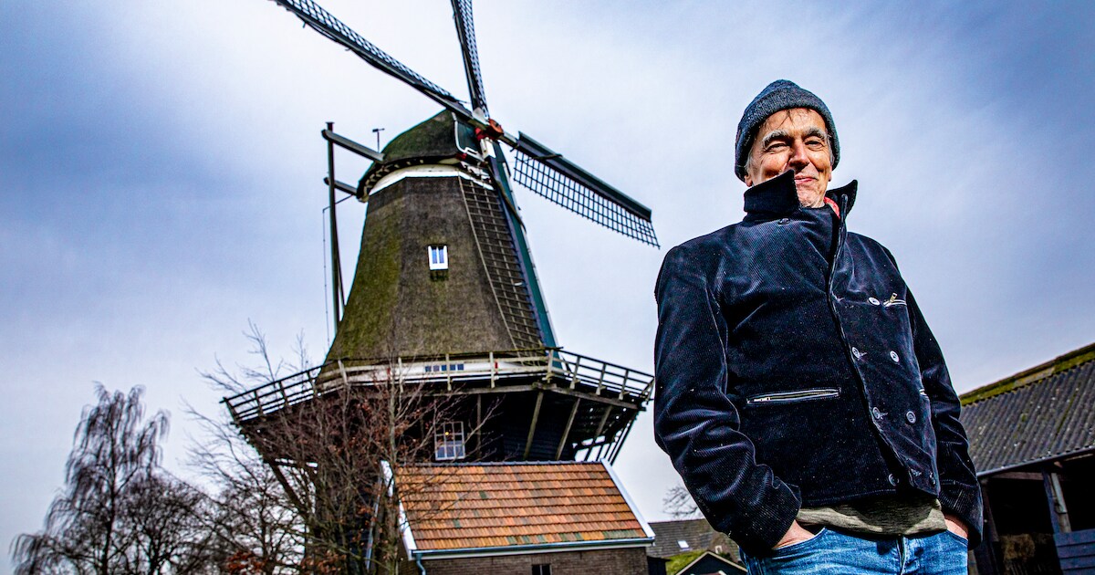 Monumentale molen De Vlijt pronkt weer in het Sallandse landschap: ‘Oude elementen zijn er om bewaar