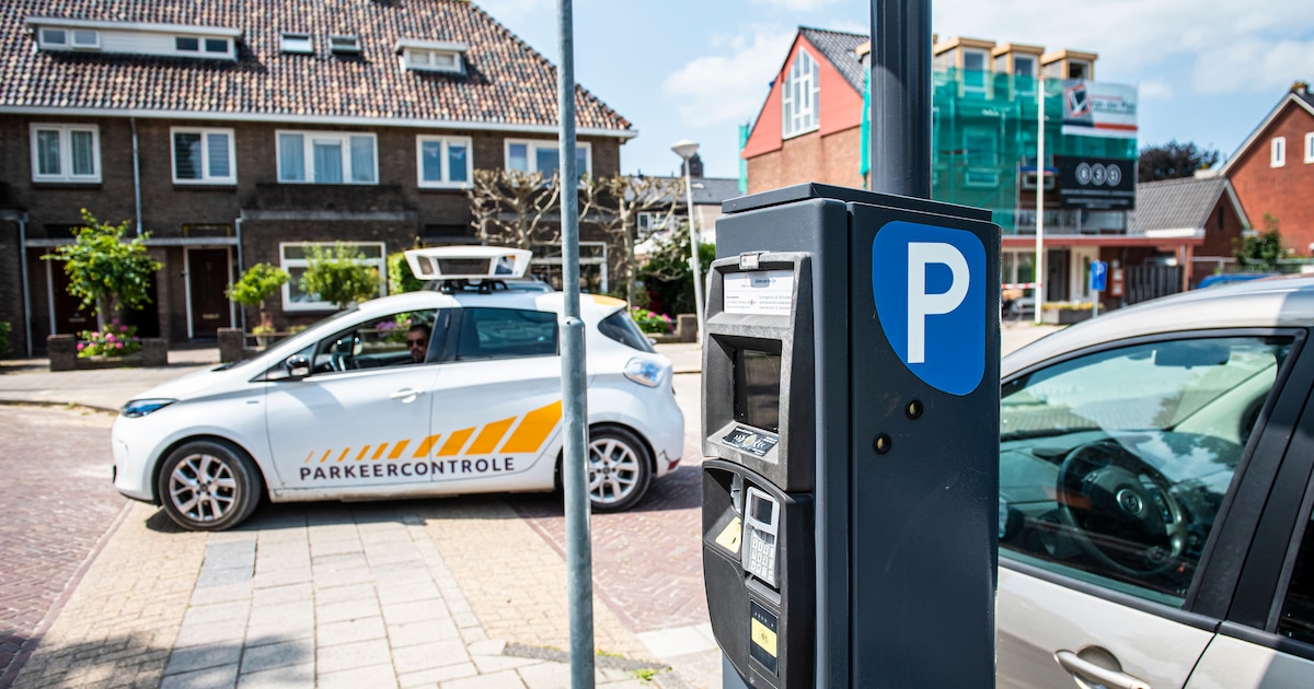 Foutparkeerders in Apeldoorn hoeven nog niet te vrezen voor snellere ...