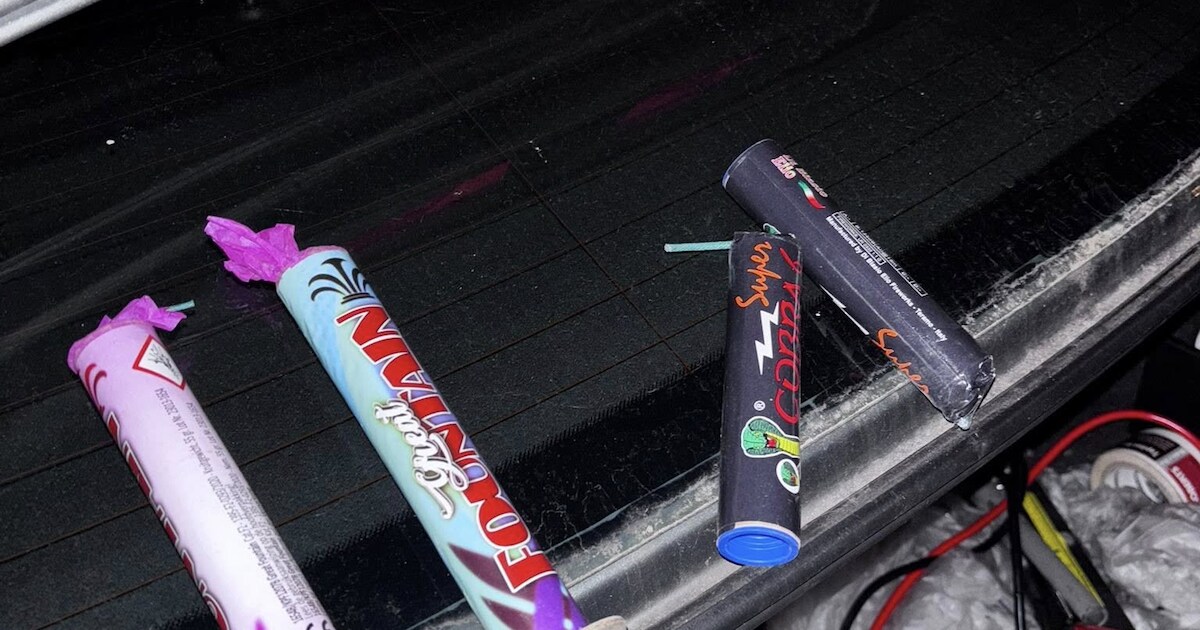 Man (50) in Almere opgepakt voor bezit illegaal vuurwerk