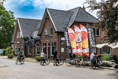 Enige horeca in Wesepe sluit: gemeente onderzoekt eerst plannen voor het dorp