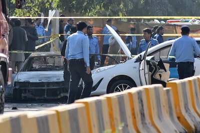 Zelfmoordaanslag bij ingang van rechtbank in hoofdstad Pakistan: zeker twaalf doden