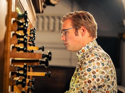Organist Adriaan Hoek geeft concert in de Bovenkerk in Kampen
