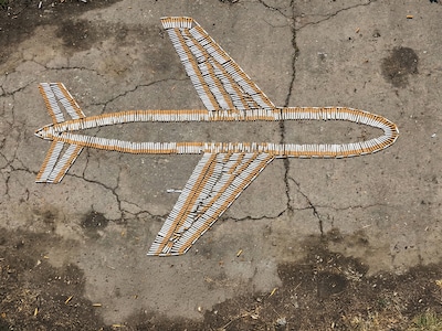 Natuurlijk had hij gekeken of je 1 kilo tabak accijnsvrij mee mocht nemen, maar hij had niet helemaa