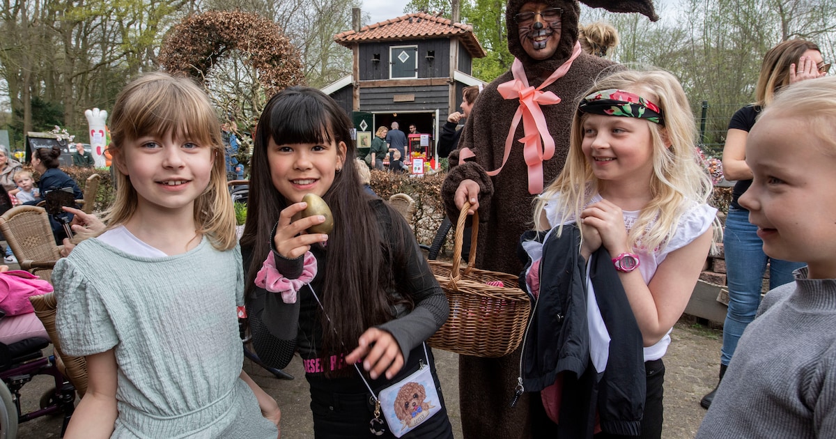 Paasmarkt in Ermelo met lekkernijen, terrassen en de paashaas