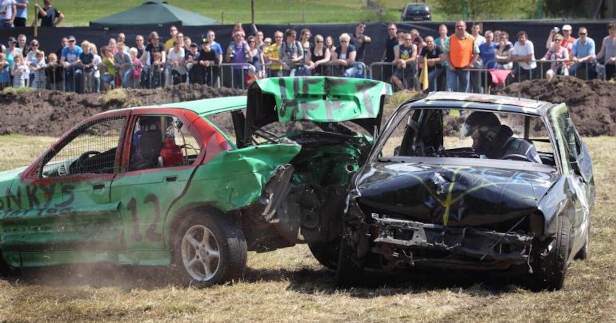 Spectaculaire autorodeo in Luttenberg