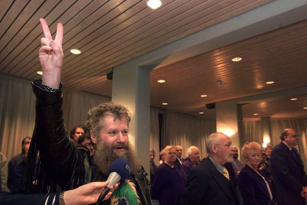 Oud-raadslid Bertus (67) zwerft dakloos door Deventer: ‘Ik heb een ...