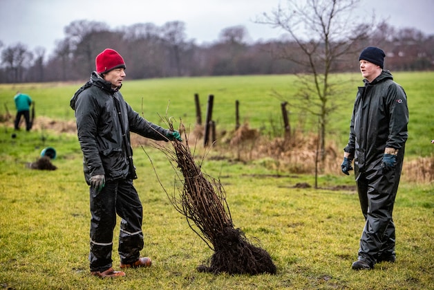 In Lettele krijgen de landbouwvernieuwers van Land van Ons voet aan de ...