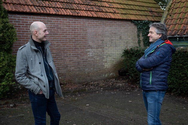 Peter drinkt na ruzie weer koffie met de buren, dankzij ...