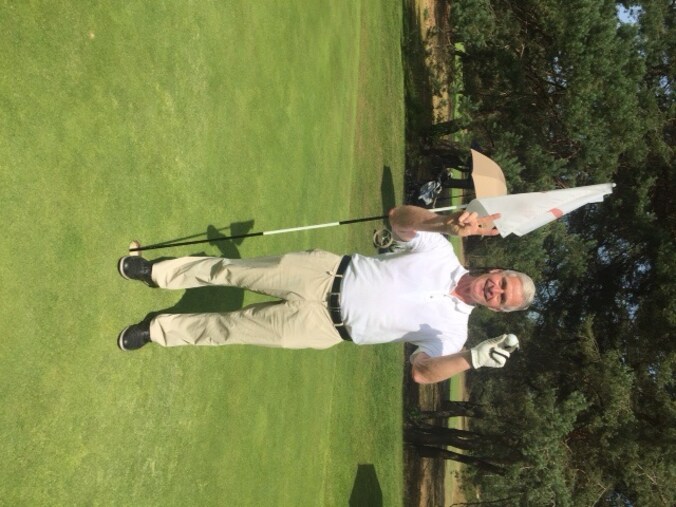 Golfer Robert (70) beleeft dag van z'n leven: twee keer hole-in-one ...