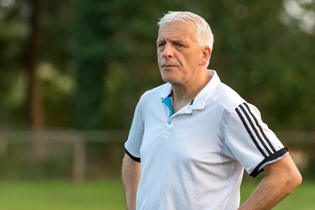 Trainer Baten: 'Voetbal is toch het mooiste dat er is?' | Sport | De ...