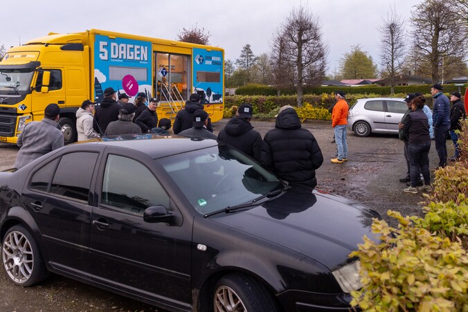 Apeldoorn weigert reportagewagen NPO1 op probleemcamping: ‘Noord ...