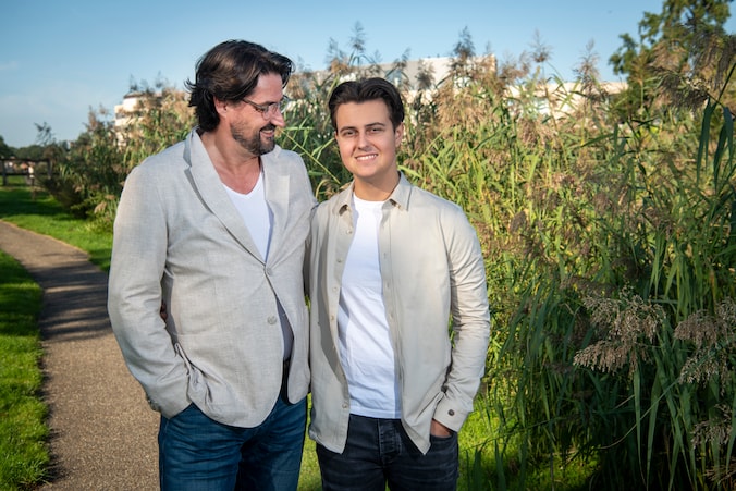 Een leven met nierziekte: Dankzij zijn moeder kan Merlijn (17) zijn ...
