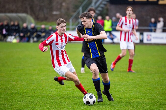 FC Ommen verrast, grote overwinningen voor Zwolsche Boys en Rouveen ...
