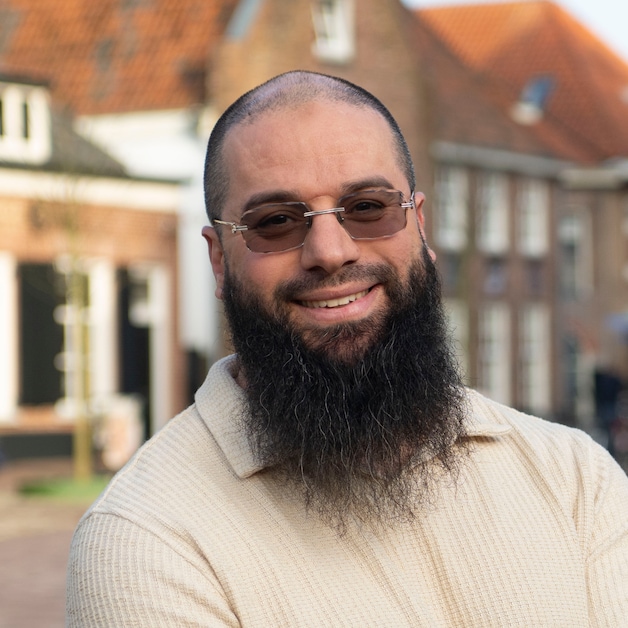 Herinneringen aan burgemeester Van ’t Erve: ‘Zonder aarzeling trok hij ...